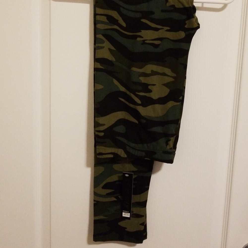 Buttery Soft Plus Size Leggings NWT